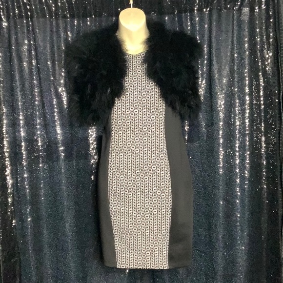 Cute little number  for fall and spring - Picture 2 of 3